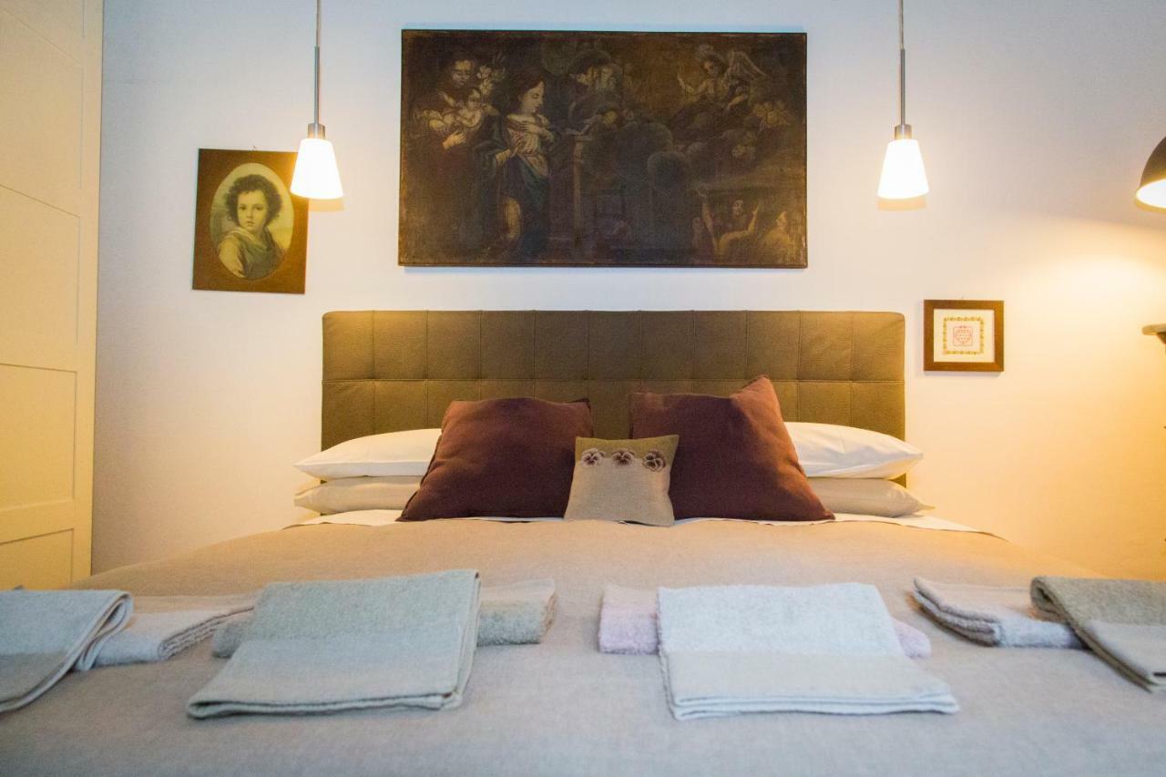 Vicolo Del Cedro 6 * Roma